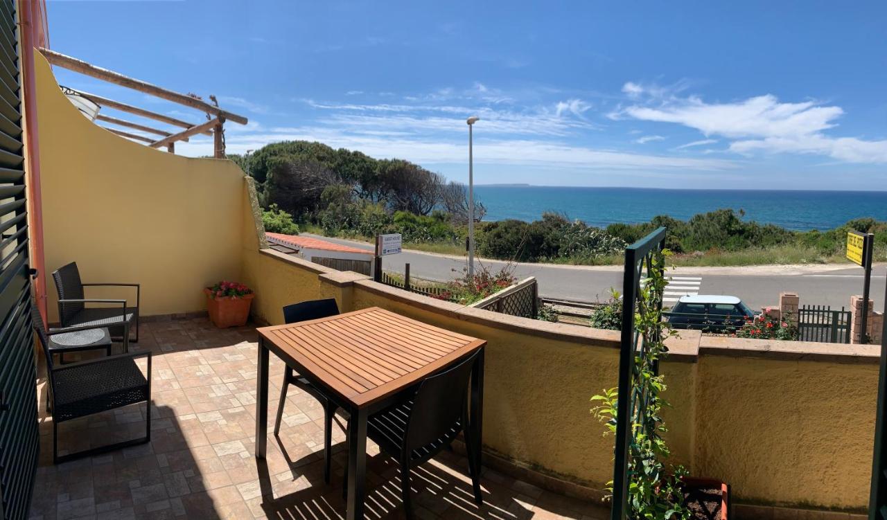 Torre Del Pozzo Bed & Breakfast S'archittu Cuglieri Exterior photo
